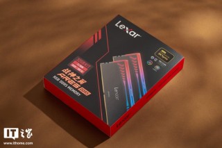 【IT之家开箱】雷克沙战神之翼 ARES RGB DDR5 8000 内存图赏：炫彩白翼支持 RGB