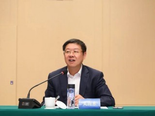 吴向东：随着年龄增长和社交需求的提升，年轻人会喝更多白酒