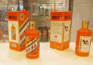 茅台酒价格震荡 酒商亏了也要忍痛出货