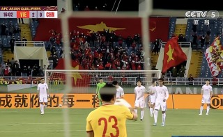 关于cctv5直播中国男足vs越南的信息