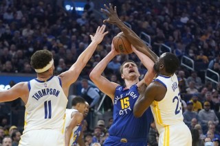 nba总决赛视频直播在线直播(nba总决赛视频直播在线直播回放)