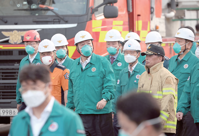 韩国电池工厂发生重大火灾事故已致22人遇难，韩媒：可能又是“人祸”  第1张