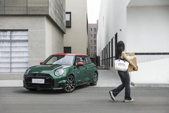 MINI纯电车型开启限时礼遇，全新电动MINI Cooper售价14.88万元起  第2张